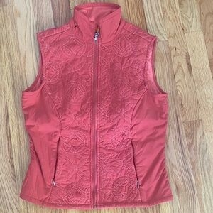 Lucy Coral Quilted Vest Small Embroidered